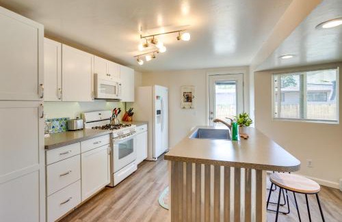 Pear Park House | Grand Junction Vacation Rental with Patio and Grill!