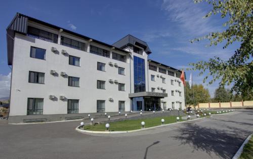 Naryn Hotel | GRAND KHAN TENGRI 4*