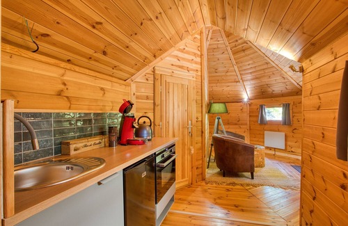 Saint-Cybranet House | Grand Kota with Private Nordic Bath – Cozy Cabin, Grill & Breakfast Included