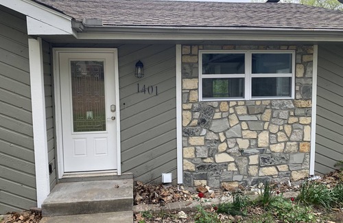 Grove House | Grand Lake Haven Sleeps 13 with Boat Parking
