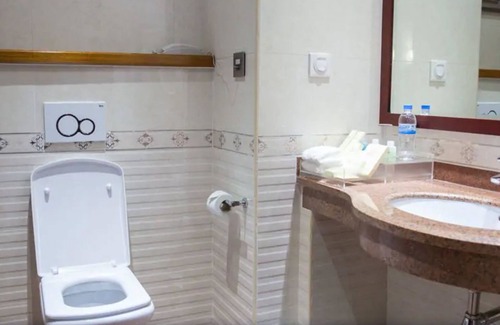 Remera Hotel | Grand Legacy Hotel