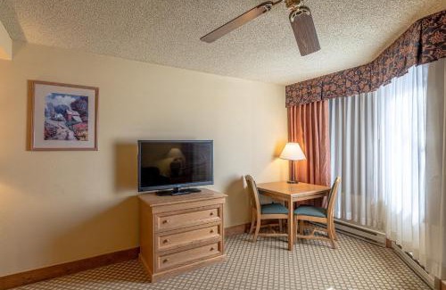 Crested Butte Apartment | Grand Lodge Condo in the Heart of Mt Crested Butte condo