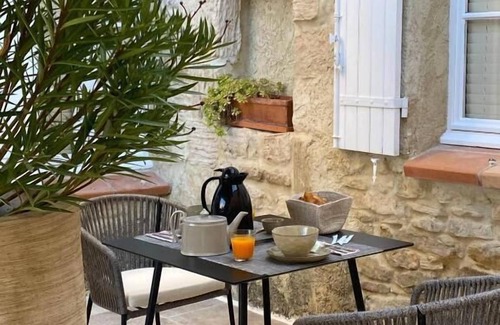 Martignargues House | Grand Luxe SENSATION Suite with private Jacuzzi