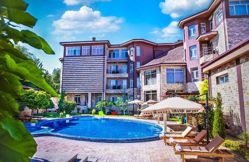Navoiy Hotel | Grand M Hotel