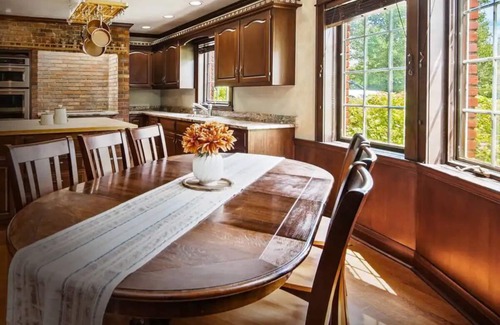 La Porte House | Grand Manor Retreat/Indoor Heated Pool - 10 Acre