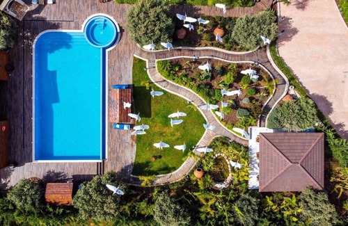 Frenaros Villa | Grand Mansion Countryhouse & Spa.