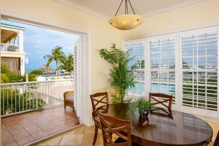 Key West House | Grand Marina Suite -Waterfront Condo