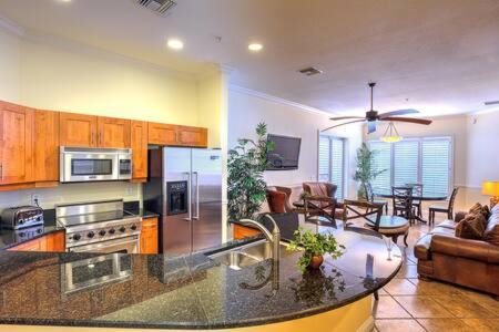 Key West House | Grand Marina Suite -Waterfront Condo