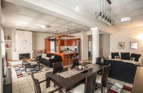 Kalambaka Apartment | Grand Meteora Central Luxury Apartment