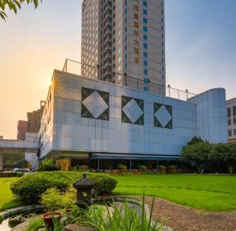 Downtown Hangzhou Hotel | Grand Metropark Hotel Hangzhou - 6 minutes walk to the West Lake