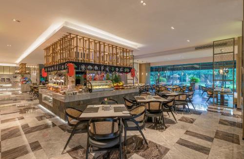Downtown Hangzhou Hotel | Grand Metropark Hotel Hangzhou - 6 minutes walk to the West Lake