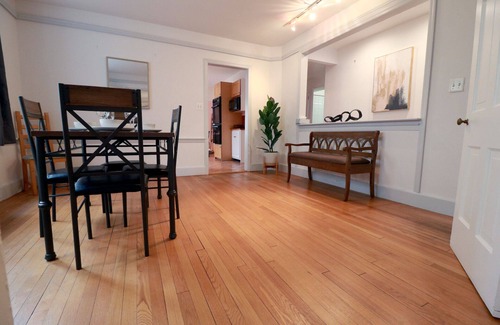 Princeton Condo | ★ GRAND MID-CENTURY HOME ★ NEAR UNIVERSITY