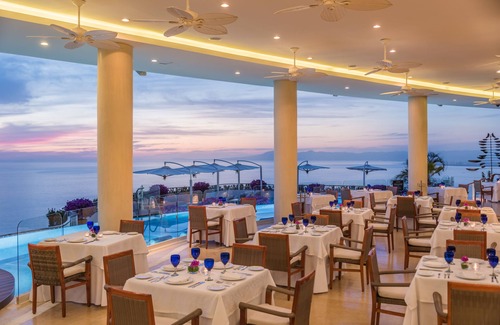 Conchas Chinas Apartment | Grand Miramar All Luxury Suites & Residences