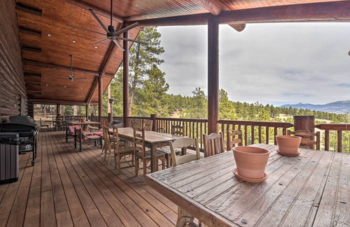 Eagle Nest Cottage | Grand Mountain Retreat in Angel Fire w/Game Room!