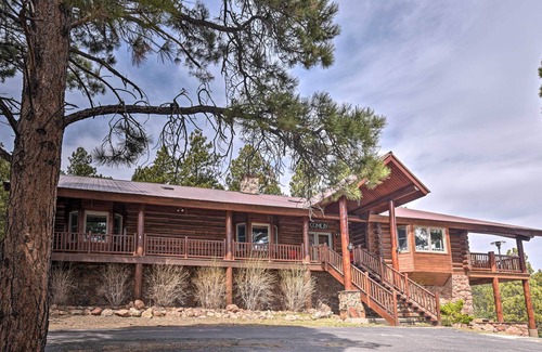 Eagle Nest Cottage | Grand Mountain Retreat in Angel Fire w/Game Room!