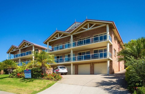 Narooma Apartment | Grand Pacific 1 Unit 1 - Ground Floor