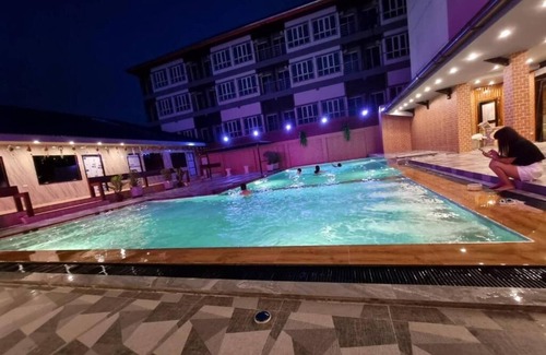 Bang Sao Thong Hotel | Grand Parazo Hotel Suvarnbhumi Airport