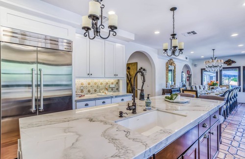 The Mesa House | Grand pet-friendly tennis estate in The Mesa, 360-views in South Palm Springs