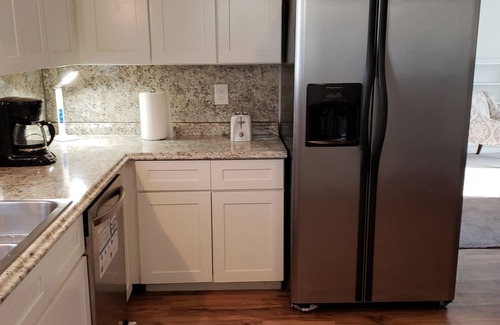 Kentwood House | Grand Rapids-Kentwood is close to DT and the airport.