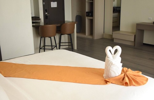 Belize City Hotel | Grand Resort & Residences