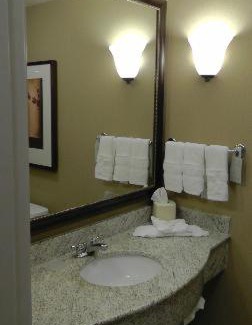 Parachute Hotel | Grand River Hotel