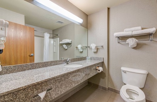 Parachute Hotel | Grand River Hotel