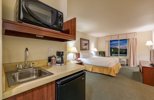 Parachute Hotel | Grand River Hotel