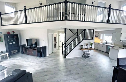 Cayuga House | Grand River Resort Gameroom & Fireplace
