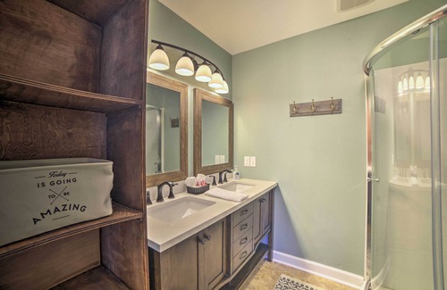 Grand Rivers House | Grand Rivers Home, Close to Town + Lakefront!