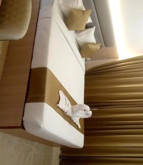 Thousand Lights Hotel | Grand Silver