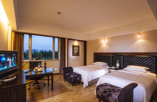 Xuhui Hotel | Grand Skylight Gardens Hotel Shanghai