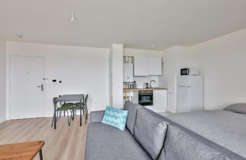 Rosny-sous-Bois Apartment | Grand studio à Rosny