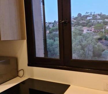 Theoule-Superieur Apartment | Grand studio 35 m2 avec mezzanine et vue mer
