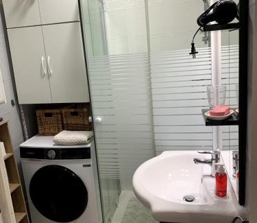 Saint-Cyprien Plage Apartment | Grand Studio avec Balcon au pied de la Plage Clim Wifi