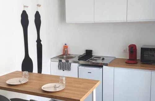 Villemomble Apartment | Grand studio moderne et cosy au pied du Tramway T4