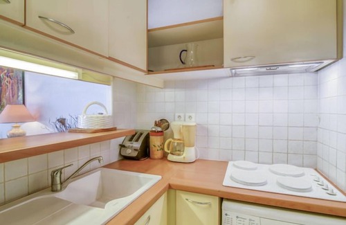 La Cote Radieuse Apartment | Grand Sud by Interhome