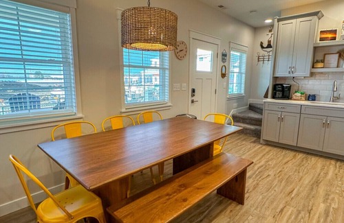 Celina Cottage | Grand Sunrise - Spacious Lakeside Cottage w/HOT TUB!