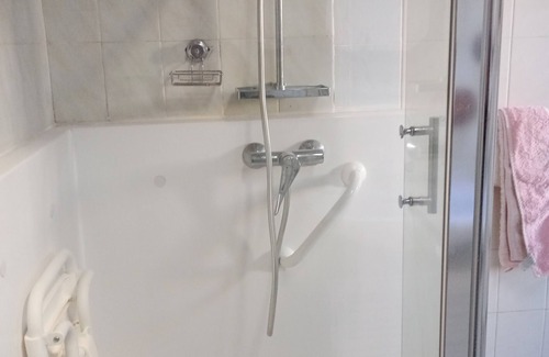 Nord Apartment | Grand T2 Lumineux Dans Maison Individuelle à Aix en Provence