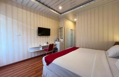 Parapat Hotel | Grand Tamaro Hotel