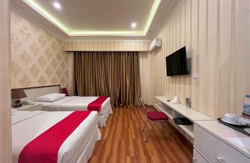 Parapat Hotel | Grand Tamaro Hotel