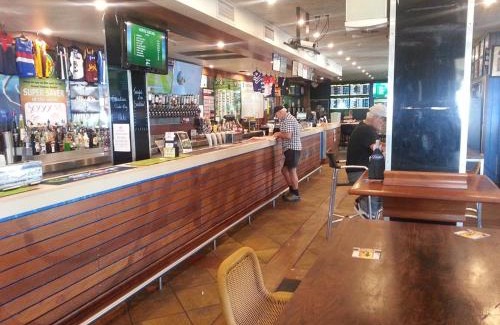 Port Lincoln Hotel | Grand Tasman Hotel