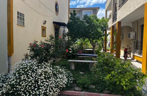Sigacık Apartment | Grand Teoshan Otel ve Tatil Evleri