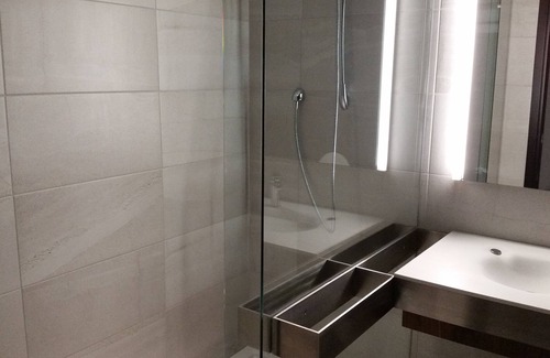 Drummondville Hotel | Grand Times Hotel Drummondville
