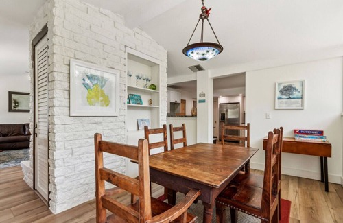 Jacksonville Beach House | Grand Tortuga: Spacious Coastal Home! W/Bikes&BBQ