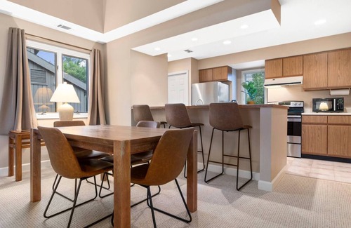 Acme Condo | Grand Traverse Resort 2 bedroom - 5 beds/2bath condo with Golf Course View