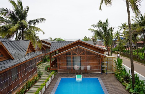 Arambol Hotel | Grand Vatika Resort Hotel