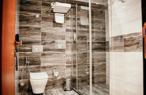 Trabzon Bed & Breakfast | Grand Vaves Otel