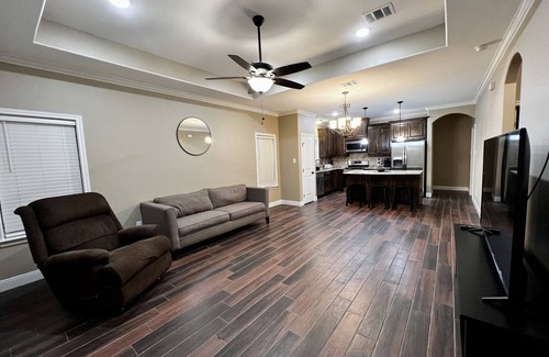 Bryan House | Grand Villa
