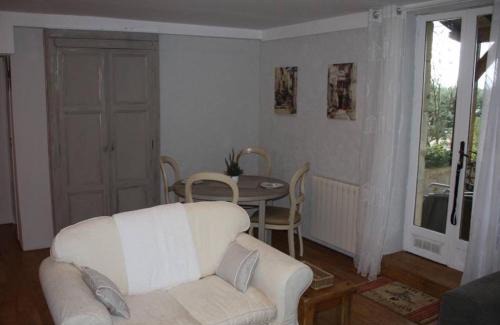 Puy-l'Eveque Apartment | Grand Vue Vert