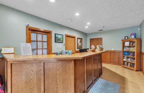 Nashville Apartment | Grand Wood Suites - 3rd Floor Front Side Corner Penthouse Suite 304